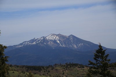 御嶽山を見比べると
