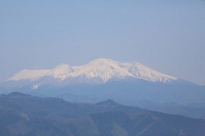 御前山・御嶽山遠望