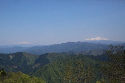 御前山・御嶽山遠望