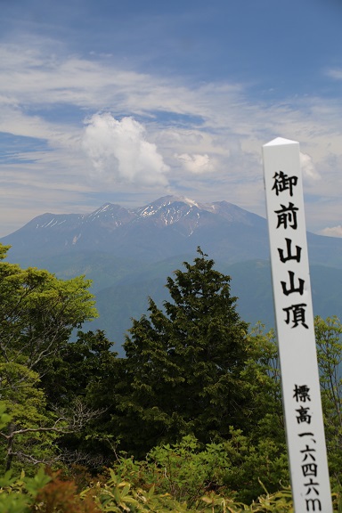 登山道の様子を見てきました