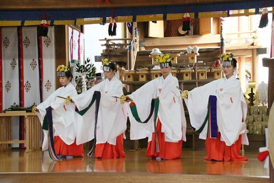 御前祭・感謝祭が行われました