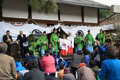感謝祭・御前祭が行われました