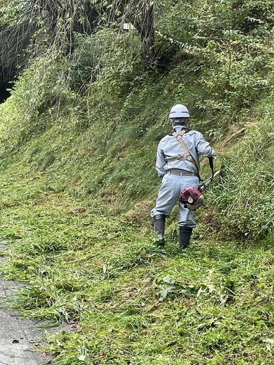 水洞平の草刈り作業
