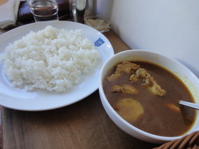 カレーの店「ボンベイ」