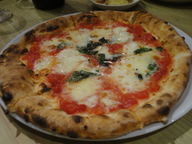 薪窯焼ＰＩＺＺＡ　ＴＩＫＵー
