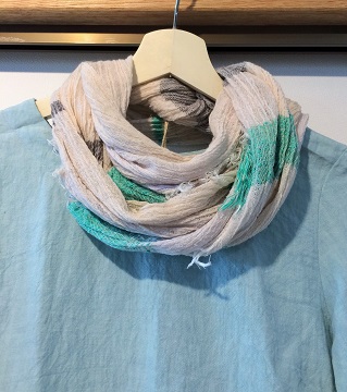 　tamaki niime　さんのショール入荷しました。