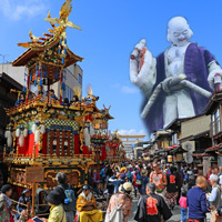 凄い人!! 秋の高山祭に行ってきました。