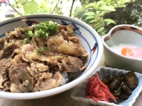 5月12日(月)飛騨牛丼