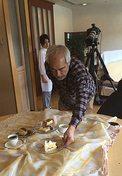 ｸﾚｰﾑﾀﾞﾝｼﾞｭ ﾍﾞﾘｰｿｰｽ添え ロ写真撮影 フォトスタジオ・Ｊ さん