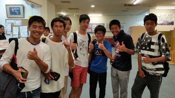 高山西高校２年Ｈ組の皆さん