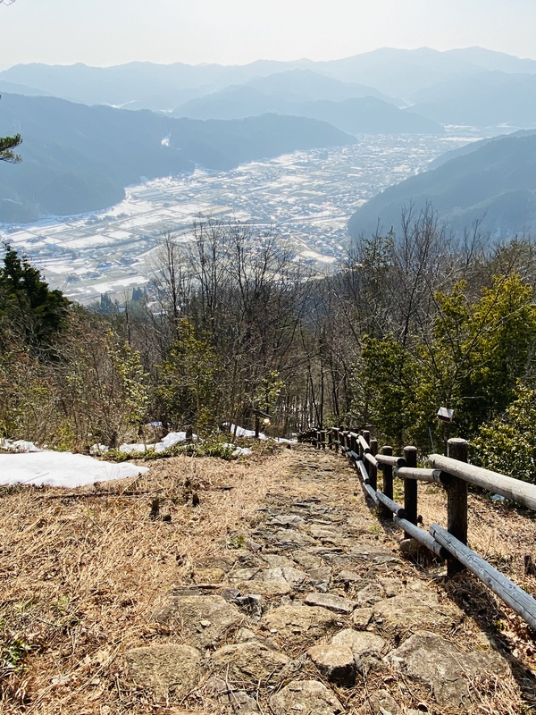 山寺で修行⁉️千段登る