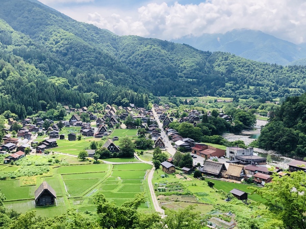 ボートで秘境探検✨