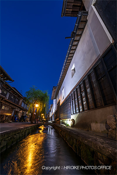 瀬戸川白壁土蔵街