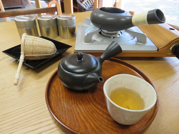 焙烙使って、とても贅沢な「ほうじ茶つくり」