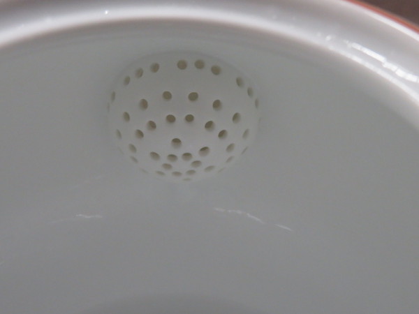「急須」もいろいろあるわけで…素材で香味も変わるのです。