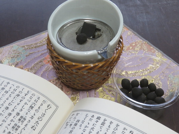夏の空薫、練香の「荷葉」を愉しむ。