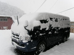 今日も雪が・・・