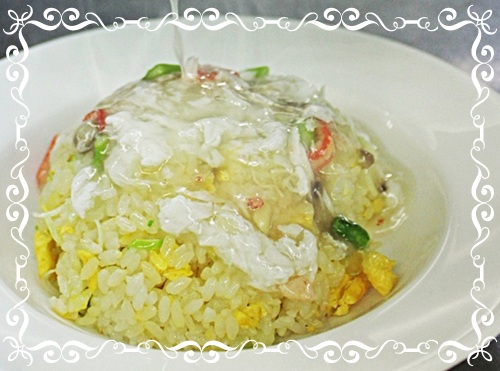 ｶﾆあんかけ炒飯　 今日のﾗﾝﾁ 12月27日