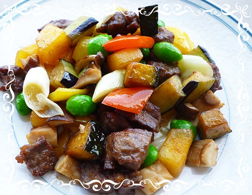 牛肉と秋野菜炒め 今日のランチ 10月2日