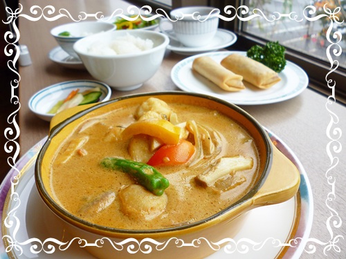 ココナッツｶﾚｰ♪　今日のランチ 11月2日