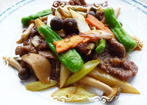 牛肉のﾋﾟﾘ辛炒め 今日のﾗﾝﾁ 11月6日