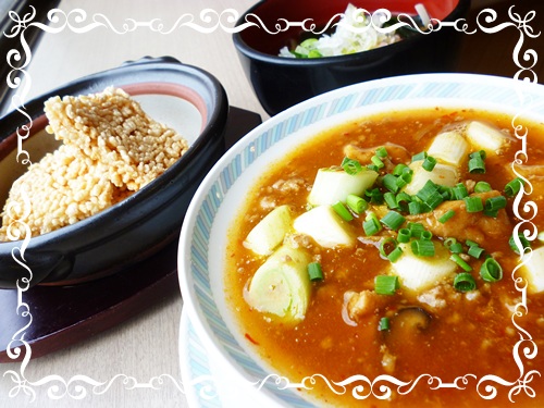 麻婆豆腐おこげ　今日のランチ 11月8日