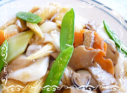 白身魚と紋甲ｲｶ炒め 今日のﾗﾝﾁ 4月16日