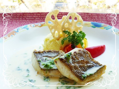 鯛のポワレ　青さ海苔のソース 今日のランチ 5月9日