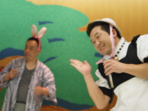 慰安旅行で別館も大騒ぎ♪