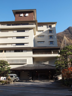 慰安旅行で別館も大騒ぎ♪