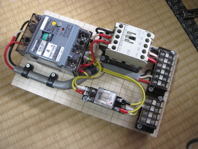 安全装置付のブロア電源制御部