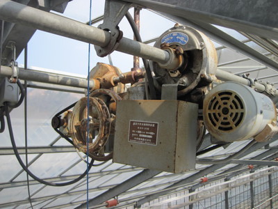 池田電工の、やってみせます!:温室の自動天窓が動かない 池田電工の、やってみせます!:温室の自動天窓が動かない