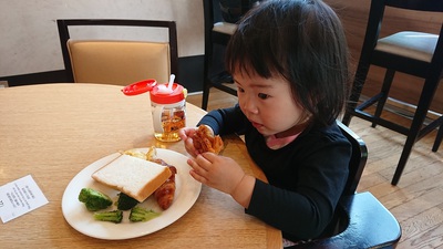 ホテルの朝食はうまい