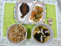 8月23日＊給食　ゴーヤの炊き込みご飯 2019/08/23 16:10:45
