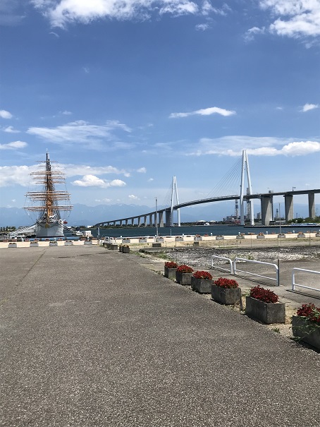 「あてもなく富山」