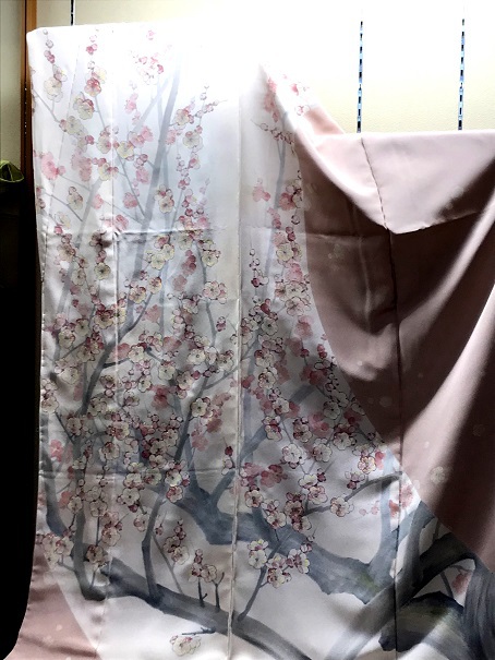 「春が近づいたので」～梅の訪問着～