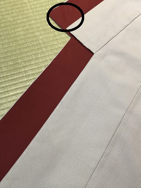 「こんなこともできます」～黄ばんだ裏地を赤く染めました～