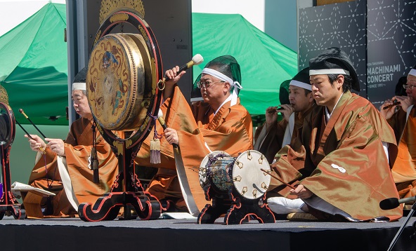 「明日は雅楽講習会です」