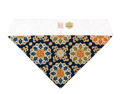 「友禅の打敷（うちしき）」
