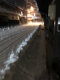 「今朝もいい運動になりました」～雪またじ～
