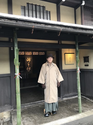 「新年会へ」