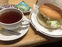 コメダのバーガーやばかったけどたくさん歩いたのでなかったことに( ˊᵕˋ ;) 2024/07/31 15:28:53
