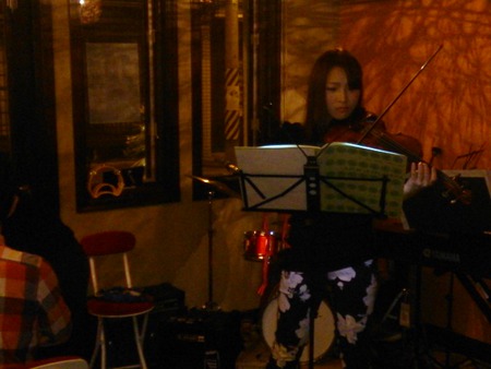chichiさんにてライブ♪