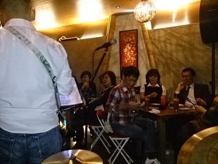 chichiさんにてライブ♪