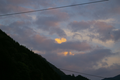 御嶽山噴火速報２【噴煙見える】