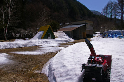 今日の秋神川【雪遊び】