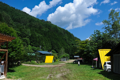 週末の秋神川【若やぐ川】