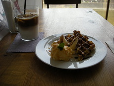 カフェ散策　10