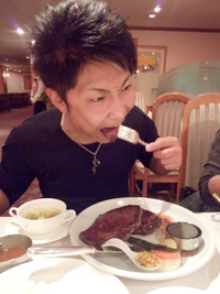 1ｇ10円ステーキ！！