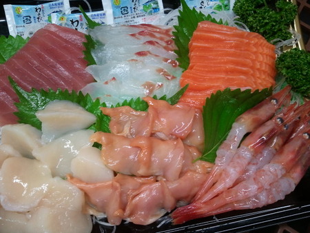 今日ご注文いただいたお刺身、そしてお弁当♪